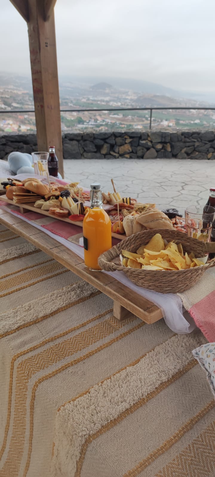 Picnic al aire libre - Refugio al atardecer